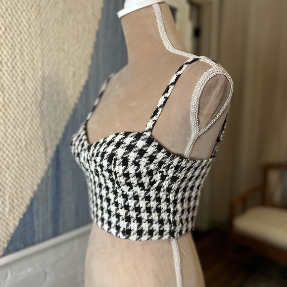 Stradivarius Black and White Houndstooth Crop Top - Picture 5 of 9